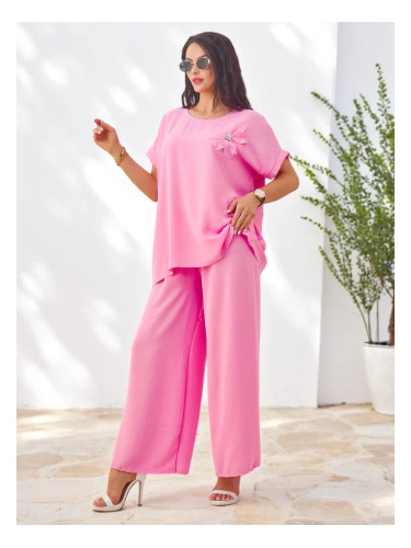 Resti Women's short-sleeved set with decorative flower and wide trousers