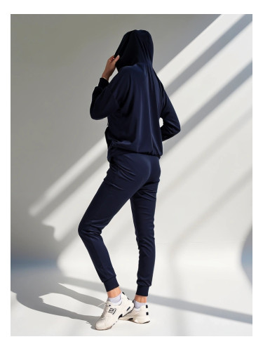 Resti Women's velour-style set