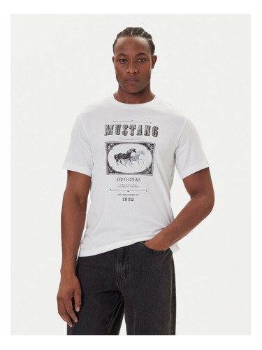 Mustang Тишърт Akron 1016864 Бял Relaxed Fit