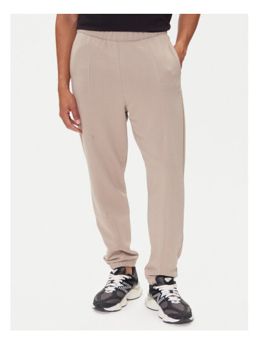 On Долнище анцуг Club Pants 1ME1004 Бежов Relaxed Fit