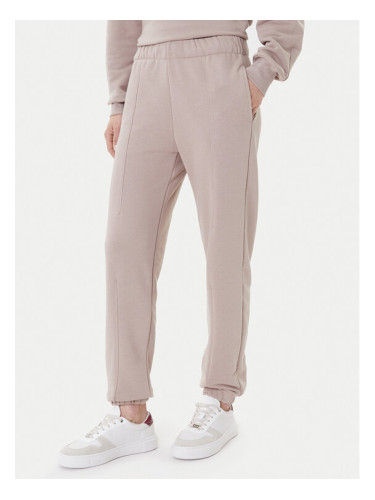 On Долнище анцуг Club Pants 1WE1005 Бежов Relaxed Fit