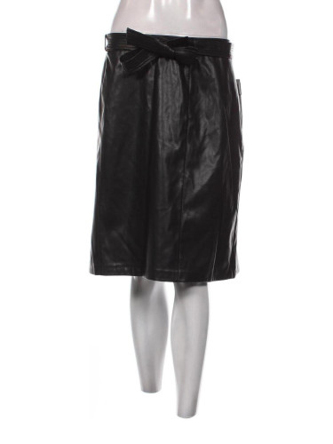 Пола Calvin Klein