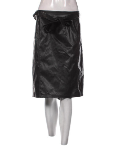 Пола Calvin Klein