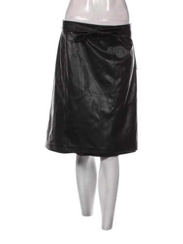 Пола Calvin Klein