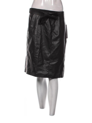 Пола Calvin Klein