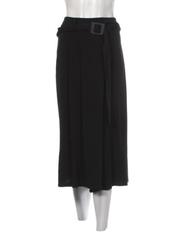 Пола Calvin Klein