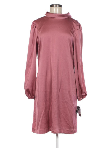 Рокля INC International Concepts