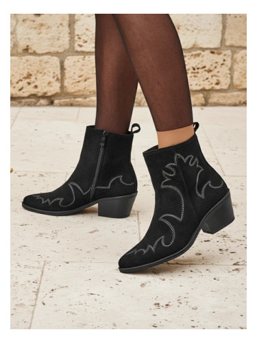 Resti Women's Velvet Ash cowboy boots - heeled