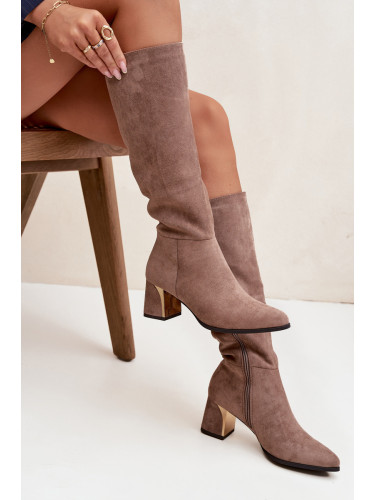 Boto Дамски ботуши на ток с златен елемент бежови Nivarae