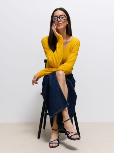 Mohito - Пуловер с остро деколте - кехлибарен