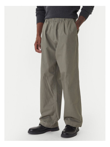 Jack & Jones Текстилни панталони Owen Cade 12282385 Зелен Baggy Fit