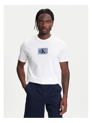 Calvin Klein Тишърт Box Tape Graphic LV04RC854G Бял Regular Fit