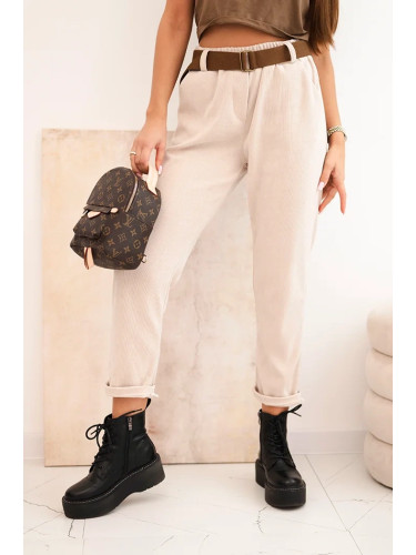 Kesi Włoski Women's pants with a striped belt beige