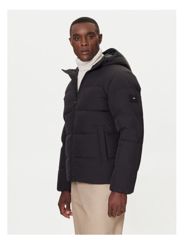 Tommy Hilfiger Пухено яке MW0MW40616 Черен Regular Fit
