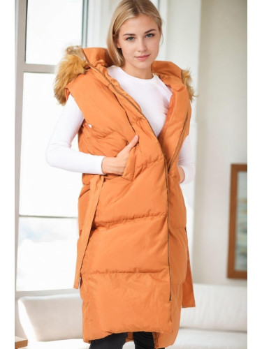 Z8744 DEWBERRY WOMEN'S VEST-TAN