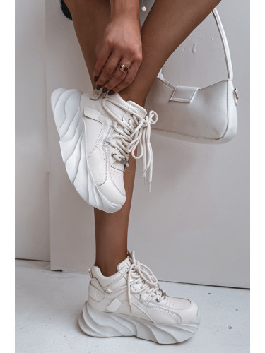 Дамски маратонки естествена кожа GOE