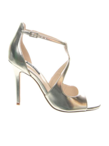 Сандали Nine West