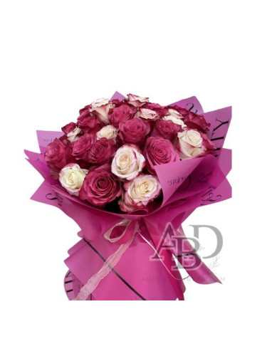 Букет от 21 рози микс в розово и бяло