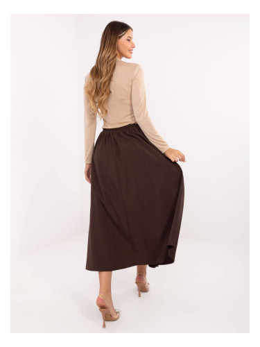 Дълга кафява пола