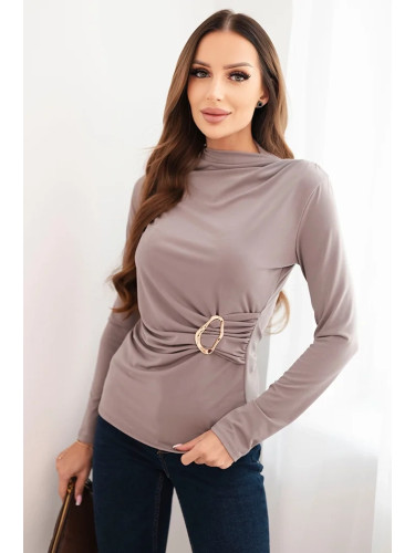 Kesi Włoski Women's viscose blouse with gathering and decorative buckle fango