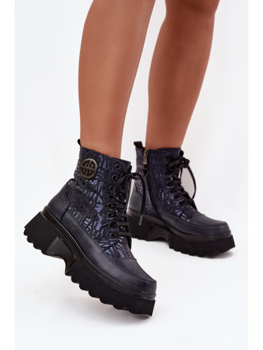 Кожени дамски боти на платформа с надписи и декоративен детайл Artiker