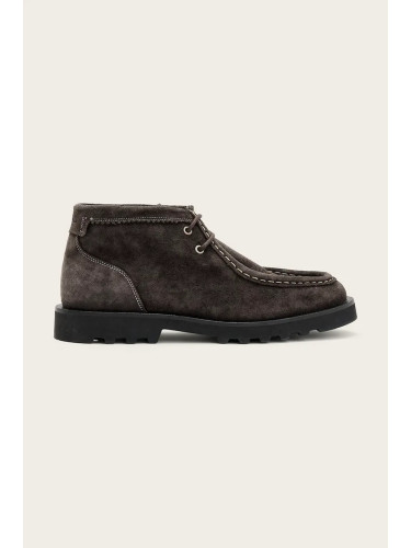 Половинки обувки от велур AllSaints SKIFF SUEDE BOOT мъжки в сиво M015FC