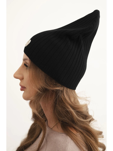Kesi Women's ribbed cap with decorative button made of wool and modal black