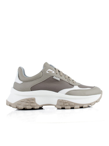 Дамски кожени сникърси в бежово и бяло w358