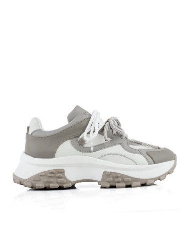 Дамски кожени сникърси в бежово и бяло w625