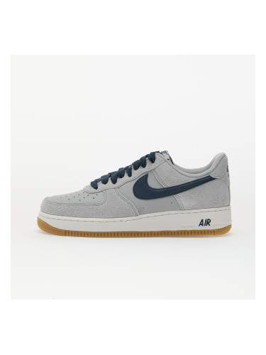 Сникърси Nike Air Force 1 '07 Lv8 Lt Smoke Grey/ Armory Navy-Gum Lt Brown-Summit White EUR 40.5