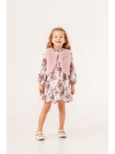 Детска рокля с дълъг ръкав в бяло на розови цветя с пухкав елек в розо