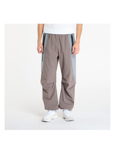 Панталони Nike Tech Men's Dri-FIT Woven Color-Block Oversized Pants Cave Stone/ Cool Grey/ Black M