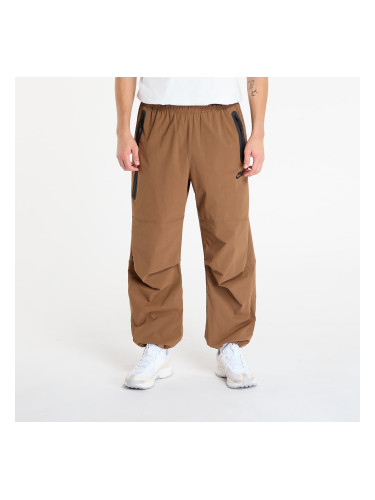 Панталони Nike Tech Men's Woven Oversized Pants Mosswood Brown/ Mosswood Brown/ Black XS