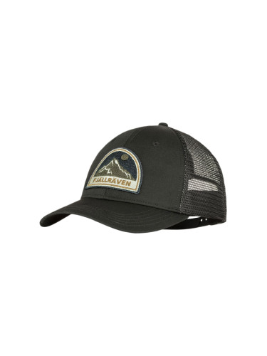 Fjällräven Badge Langtradarkeps Black Unisex - Шапки Fjällräven - Черен - F78152-550-S/M - Size: S/M