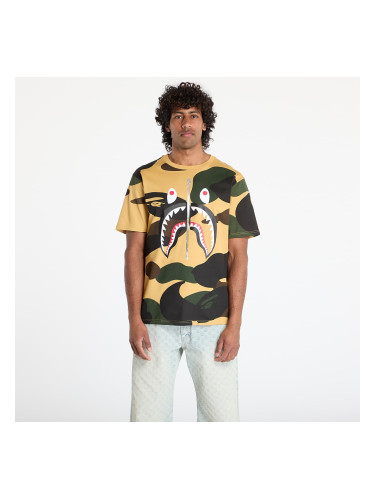 Тениска A BATHING APE Giant 1St Camo Shark Tee UNISEX Yellow M