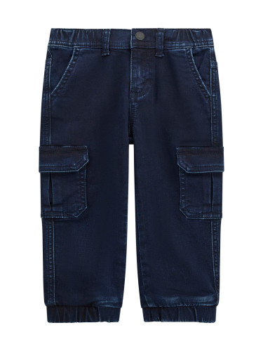 Детски карго дънки с обемни джобове Guess