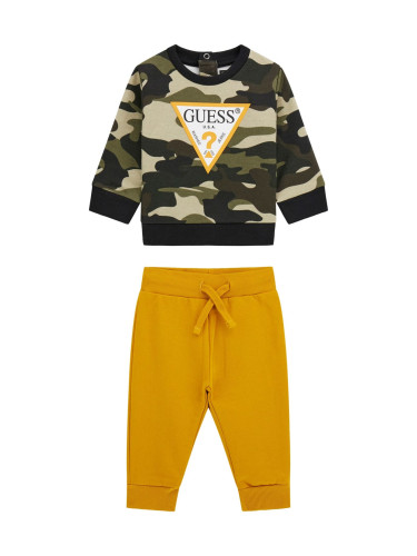 Бебешки спортен екип от две части в цвят горчица Guess