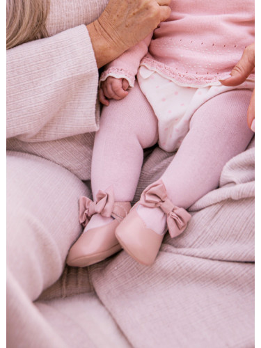 Бебешки буйки в розов цвят тип пантофки Mayoral