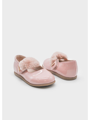 Бебешки балеринки в розов цвят с пух Mayoral