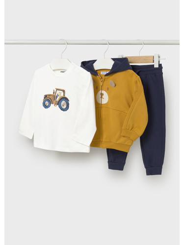 Бебешки спортен комплект от три части в цвят горчица  Mayoral