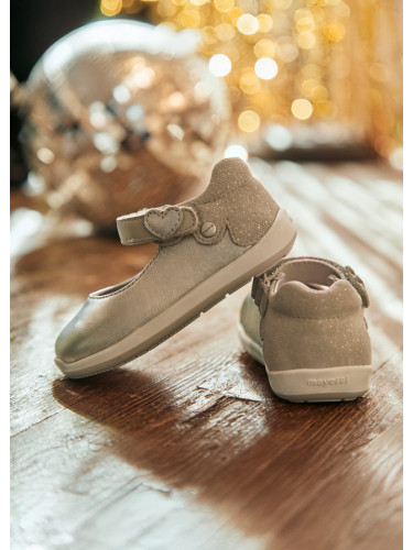 Бебешки златисти елегантни пантофи с панделка и сърце Mayoral