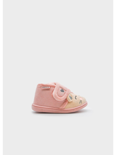 Бебешки пантофи в светлорозов цвят Mayoral
