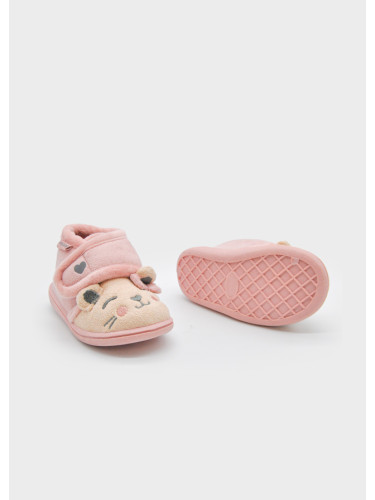 Бебешки пантофи в светлорозов цвят Mayoral