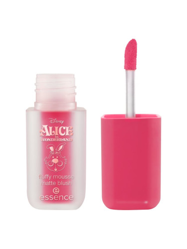 essence Disney Alice in Wonderland течен руж с матиращ ефект цвят 02 - So Paw-Dorable 3.7 гр.