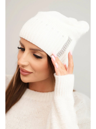 Дамска зимна шапка с кристали Kesi K453 екрю