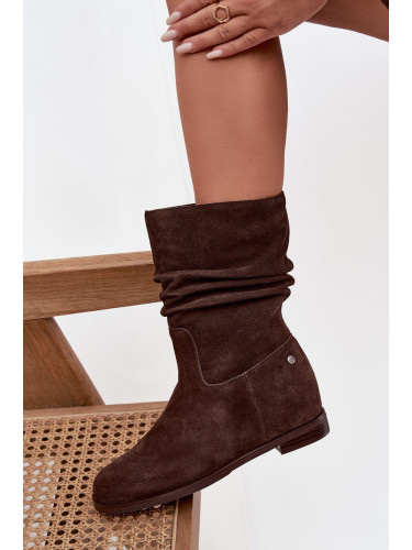 Дамски велурени кожени ботуши с плисета