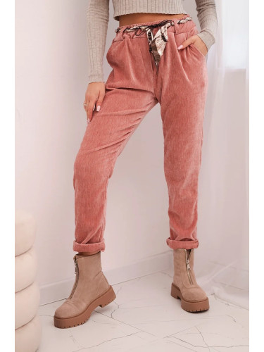 Kesi Włoski Women's viscose pants with a scarf belt dark pink