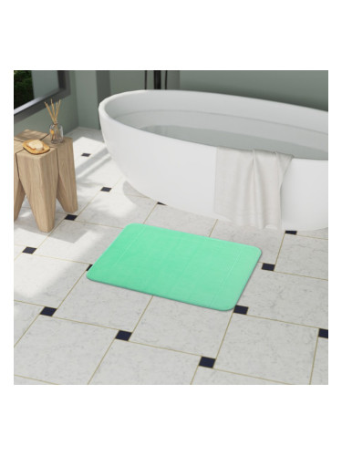 Светло зелена постелка за баня с мемори пяна
