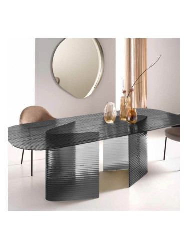 Маса с прозрачно оопушено стъкло LOVELY