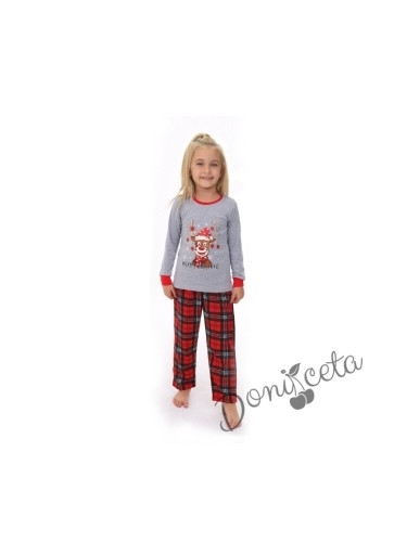 Коледна детска пижама в сиво с дълъг ръкав еленче с надпис и долнище в